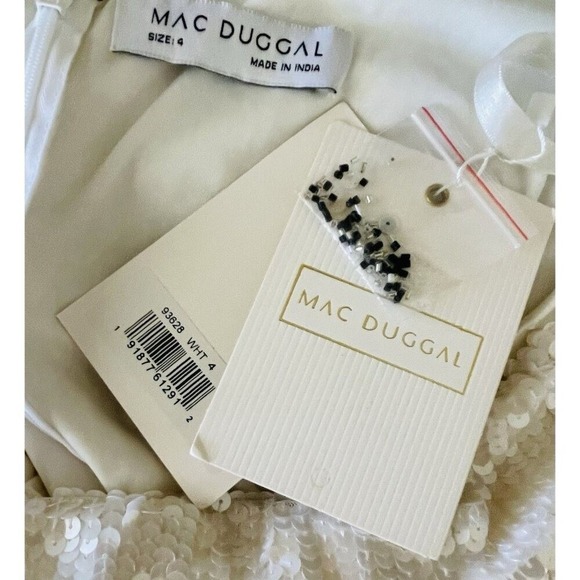 MAC DUGGAL # 93628 Sequined Floral Embellished Mini Cocktail Dress Size 4 NWT - Picture 7 of 8